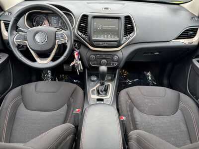 2017 Jeep Cherokee, $11990. Photo 12