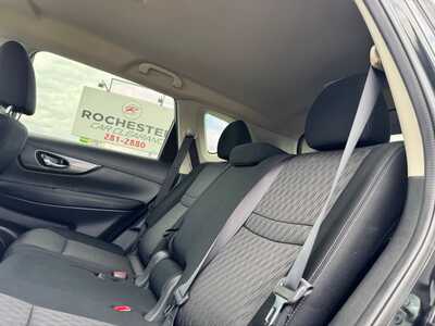 2017 Nissan Rogue, $10299. Photo 10