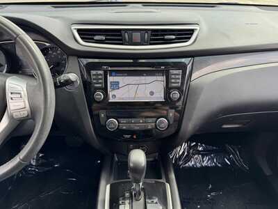 2016 Nissan Rogue, $9599. Photo 2