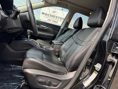 2016 Nissan Rogue, $9599. Photo 5