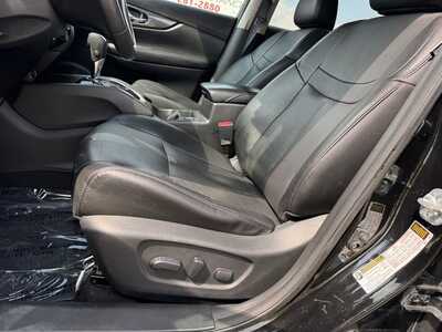 2016 Nissan Rogue, $9599. Photo 6
