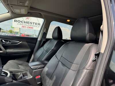 2016 Nissan Rogue, $9599. Photo 7