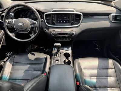 2020 Kia Sorento, $15049. Photo 12