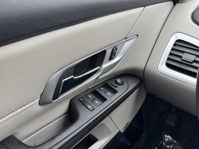 2017 GMC Terrain, $13149. Photo 11