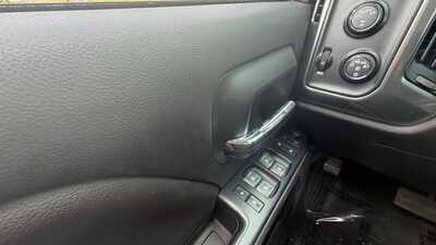 2018 Chevrolet Silverado 1500, $19499. Photo 10