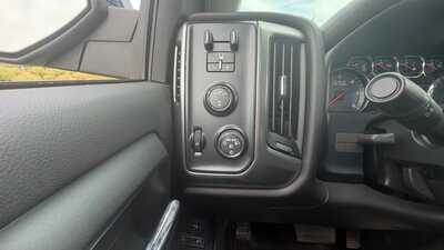 2018 Chevrolet Silverado 1500, $19499. Photo 9