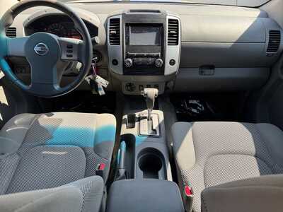 2012 Nissan Frontier, $15049. Photo 12