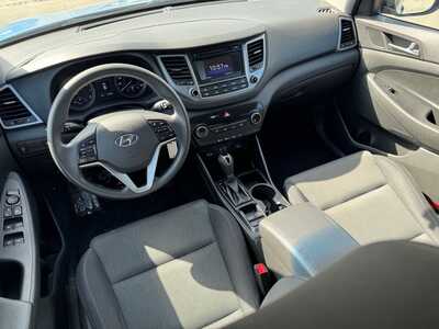 2017 Hyundai Tucson, $12499. Photo 12