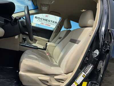 2013 Toyota Camry, $7999. Photo 4