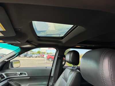 2014 Ford Explorer, $7499. Photo 8
