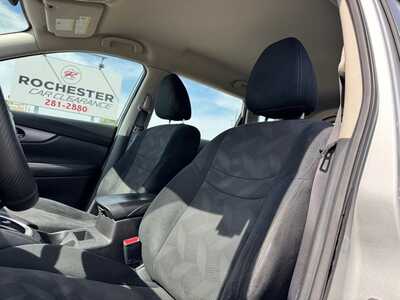 2015 Nissan Rogue, $7999. Photo 7