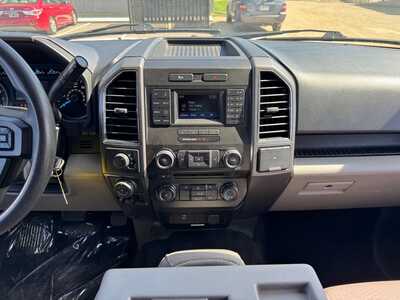2017 Ford F150 Crew Cab, $14499. Photo 2