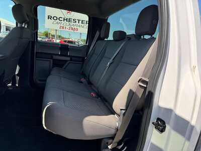 2017 Ford F150 Crew Cab, $14499. Photo 8
