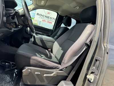 2010 Chevrolet 1500 Ext Cab, $8999. Photo 4