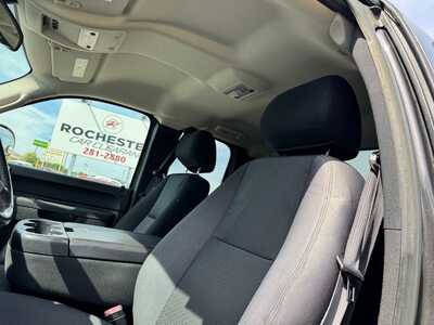 2010 Chevrolet 1500 Ext Cab, $8999. Photo 6
