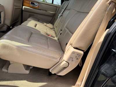 2010 Lincoln Navigator L, $8699. Photo 10