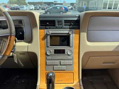 2010 Lincoln Navigator L, $8699. Photo 2