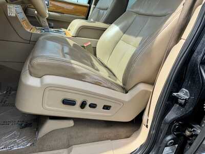 2010 Lincoln Navigator L, $8699. Photo 6