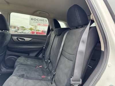 2015 Nissan Rogue, $8999. Photo 10