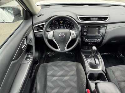 2015 Nissan Rogue, $8999. Photo 11