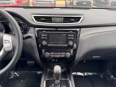 2015 Nissan Rogue, $8999. Photo 2