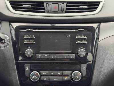 2015 Nissan Rogue, $8999. Photo 3