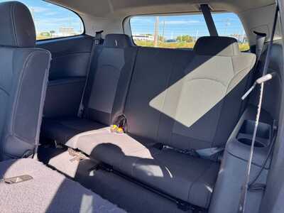 2017 Chevrolet Traverse, $10999. Photo 11