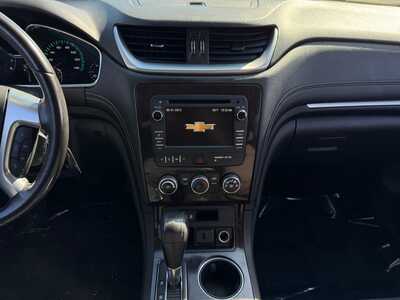 2017 Chevrolet Traverse, $10999. Photo 2