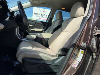 2019 Subaru Ascent, $14399. Photo 5