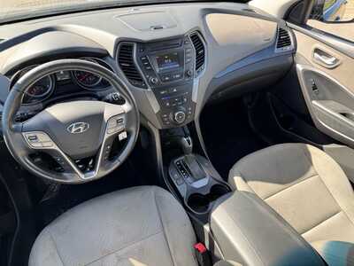 2014 Hyundai Santa Fe, $8999. Photo 12