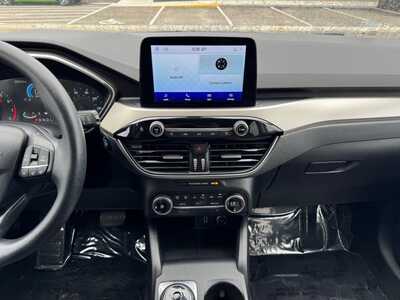 2020 Ford Escape, $14349. Photo 2