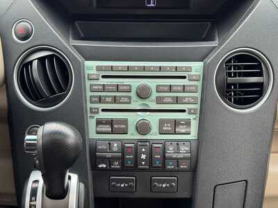 2011 Honda Pilot, $11999. Photo 3