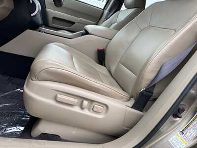 2011 Honda Pilot, $11999. Photo 5