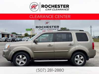 2011 Honda Pilot, $11999. Photo 1
