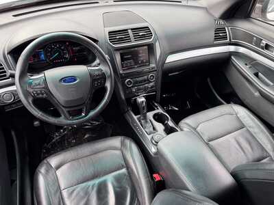 2016 Ford Explorer, $9899. Photo 12