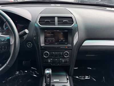 2016 Ford Explorer, $9899. Photo 2