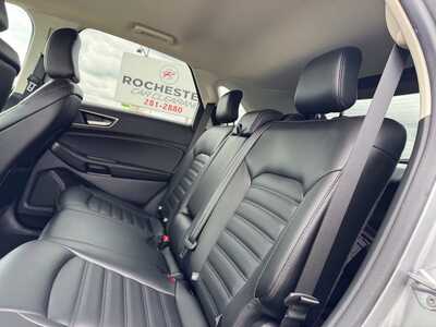 2022 Ford Edge, $17199. Photo 10
