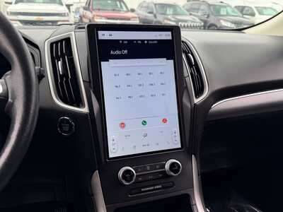 2022 Ford Edge, $17199. Photo 3