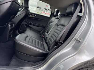 2022 Ford Edge, $17199. Photo 8