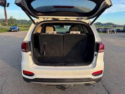 2020 Kia Sorento, $12499. Photo 9