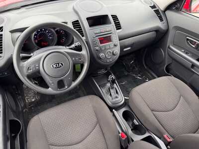 2013 Kia Soul, $6699. Photo 11