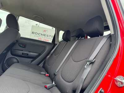 2013 Kia Soul, $6699. Photo 9