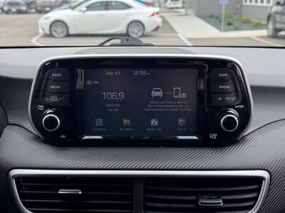 2019 Hyundai Tucson, $10649. Photo 3