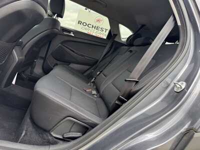 2019 Hyundai Tucson, $10649. Photo 7