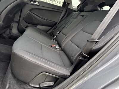 2019 Hyundai Tucson, $10649. Photo 8