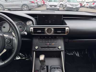 2015 Lexus IS Series, $15999. Photo 2