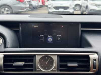 2015 Lexus IS Series, $15999. Photo 3