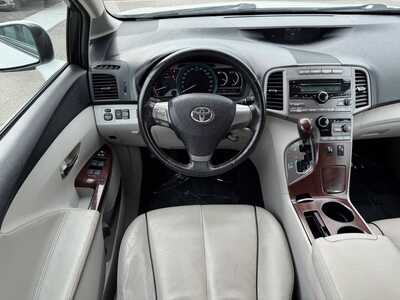 2009 Toyota Venza, $8299. Photo 11