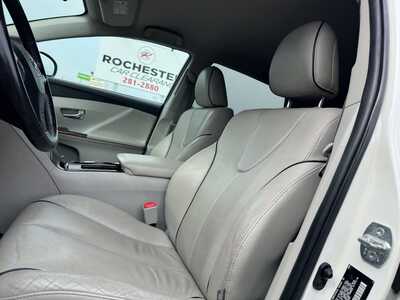 2009 Toyota Venza, $8299. Photo 7