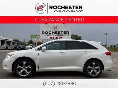 2009 Toyota Venza, $8299. Photo 1